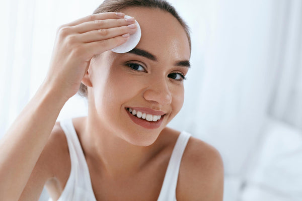 The Best Makeup Removal Methods for Clean, Radiant Skin