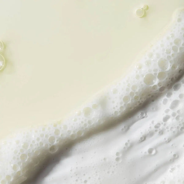 Kiehl's Creme de Corps Smoothing Oil to Foam Body Cleanser  - Beauty Affairs2